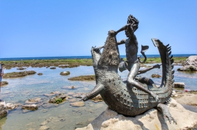 Lam-Ang Statue in Kapurpurawan Rock Formation